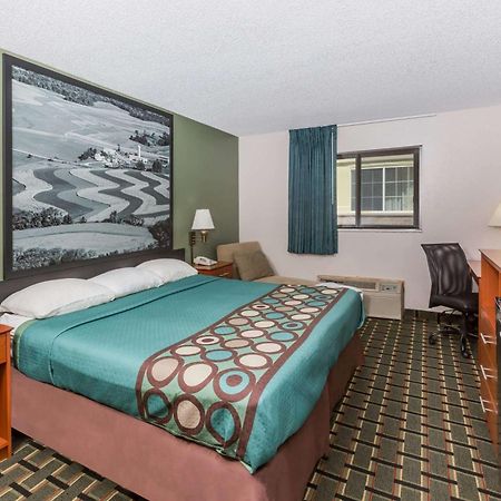 Super 8 By Wyndham Osceola Ia Motel Luaran gambar