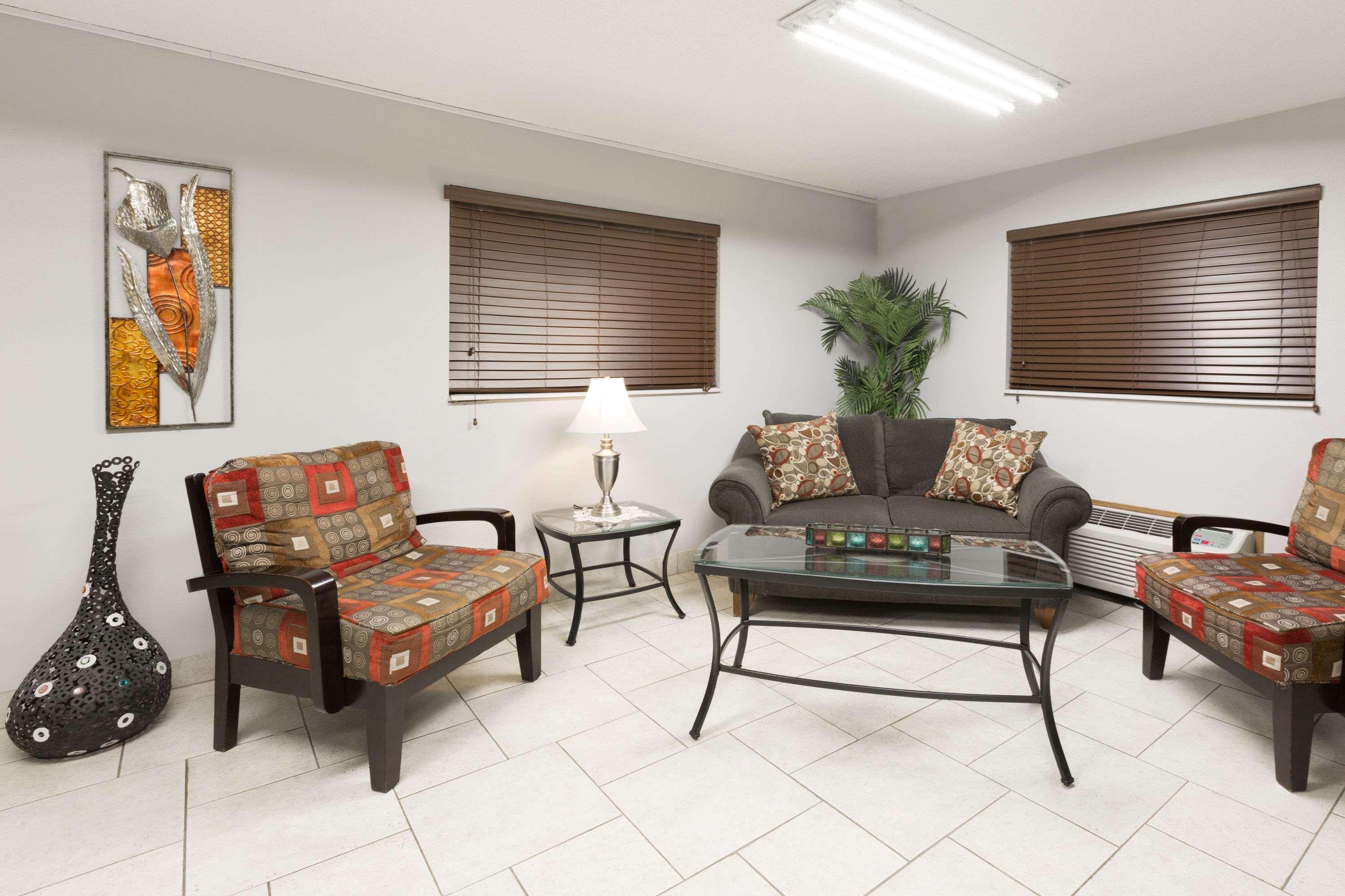 Super 8 By Wyndham Osceola Ia Motel Luaran gambar